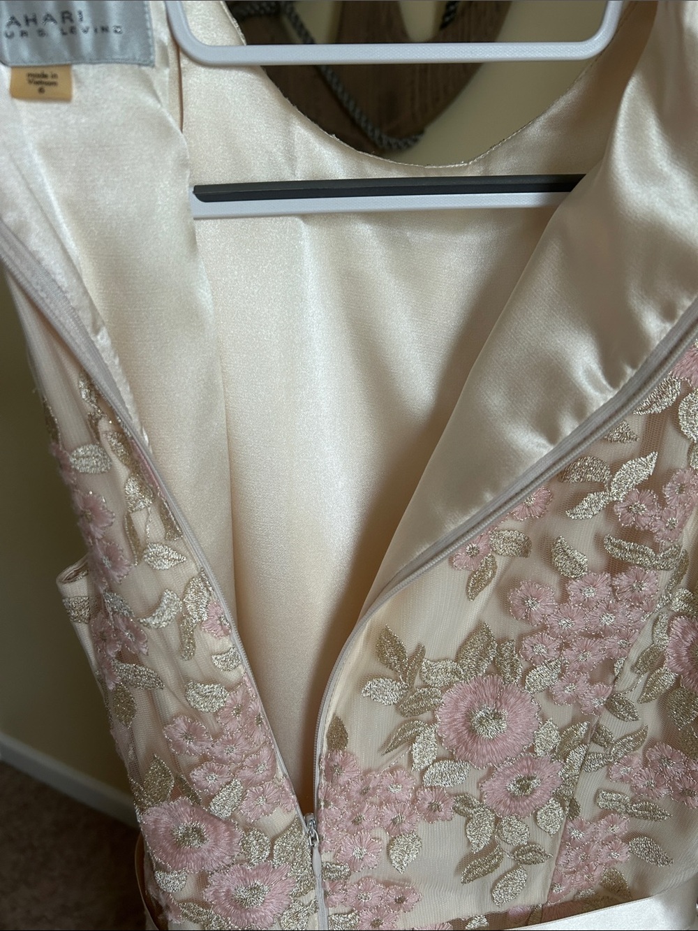 Tahari Pink and Cream Floral Embroidered Wedding Dress - Picture 10 of 10
